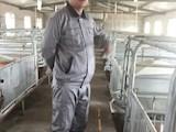 陈杰，2013年畜牧专业毕业。担任兰州正大天欣猪场场长，月薪1万元。